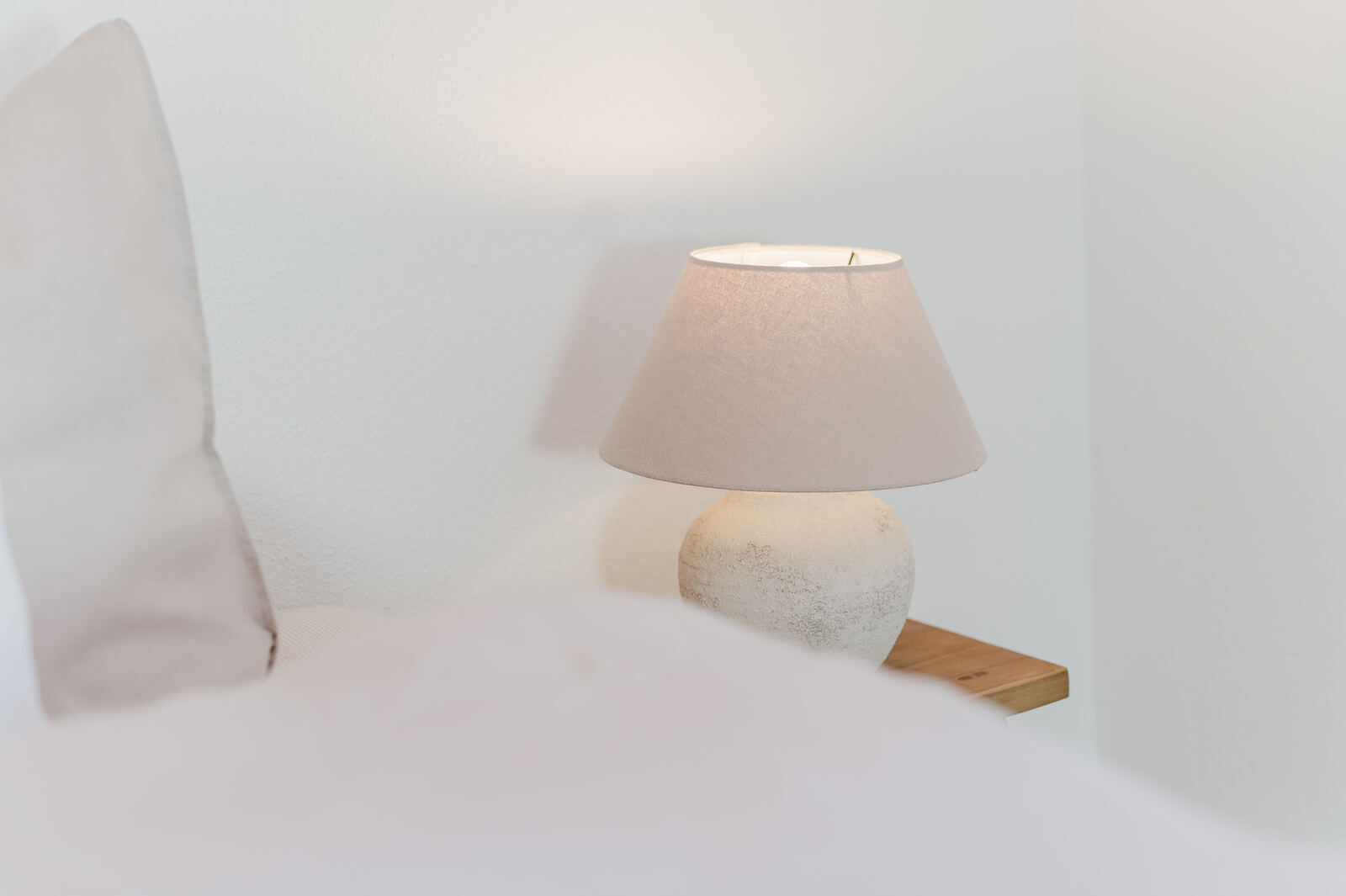 Ferienwohnung Brunnstüberl Mauterndorf — Lampe-Detail